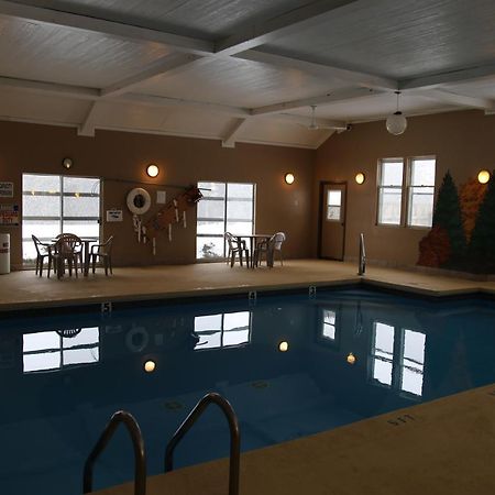 Gray Wolf Lodge Manistique Extérieur photo