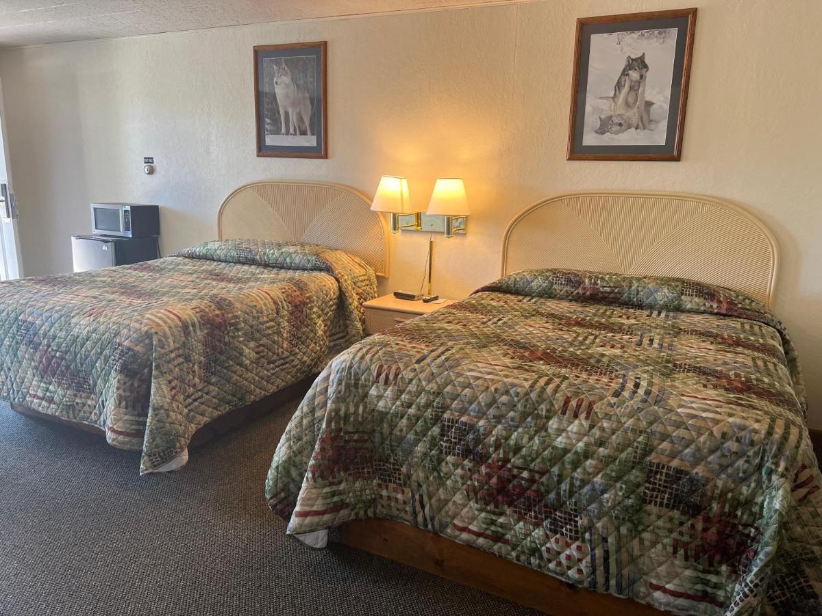 Gray Wolf Lodge Manistique Extérieur photo